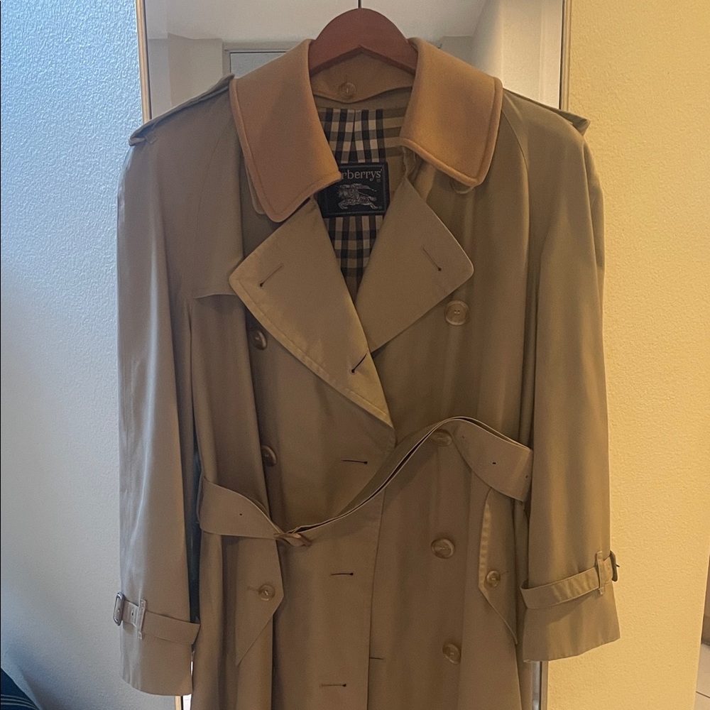 Burberry Beige Trench Coat for Men